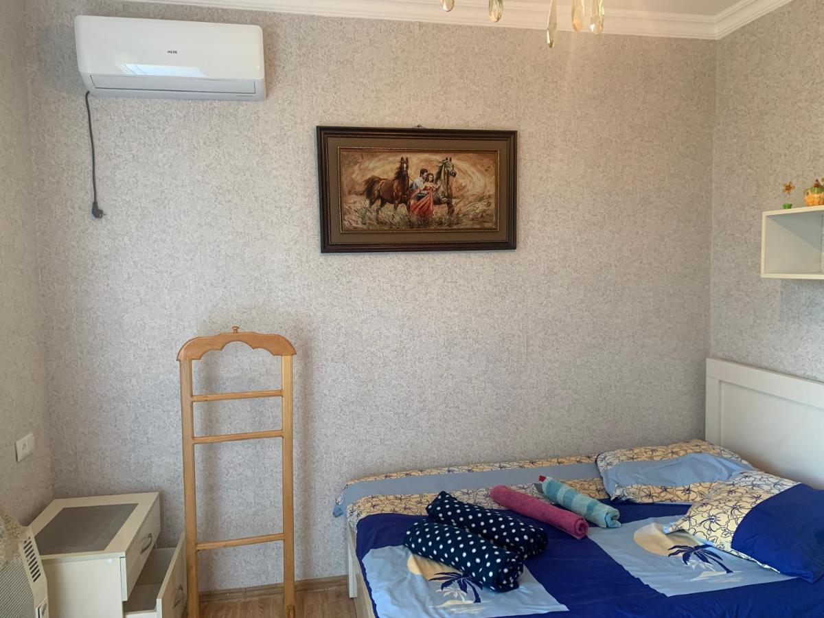 Guesthouse Batu Кутаиси Екстериор снимка