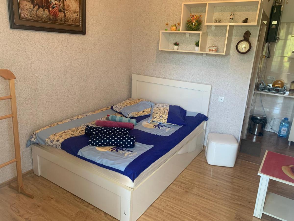 Guesthouse Batu Кутаиси Екстериор снимка